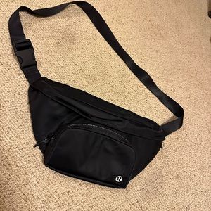 Lululemon The Rest Is Written Belt Bag 3L